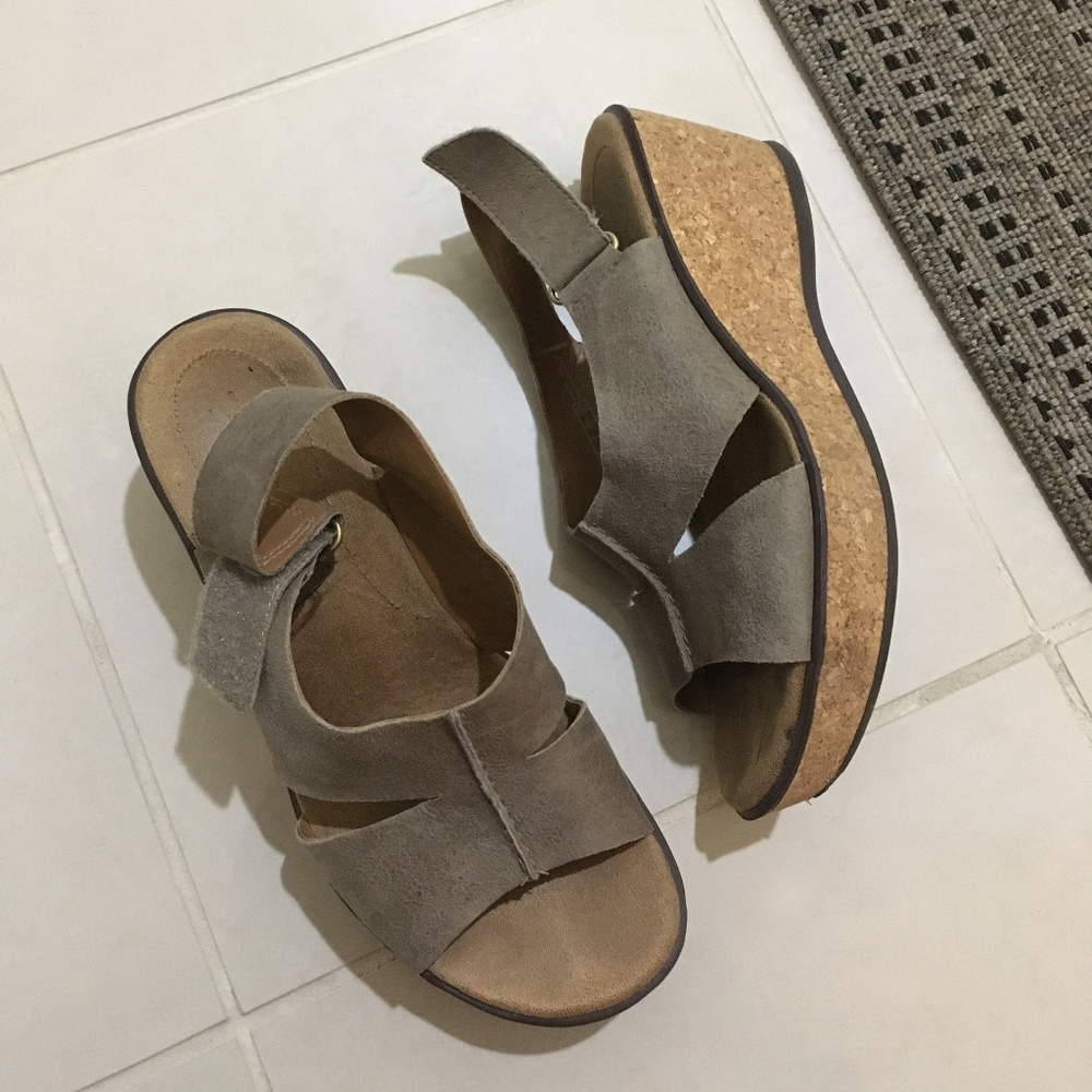 Clarks soft cushion wedge sandals